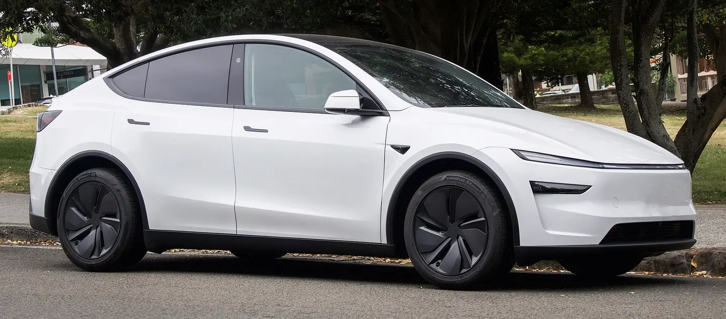 Tesla Model Y Juniper 2025
