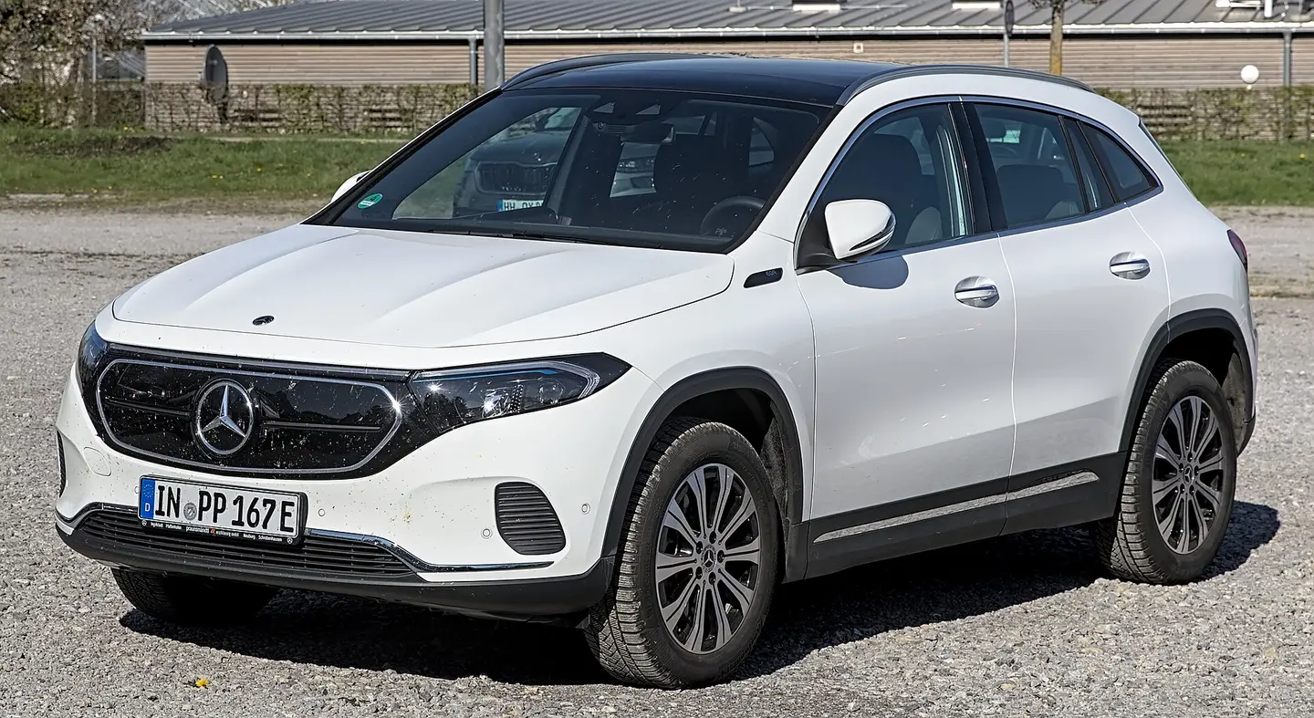 Mercedes EQA