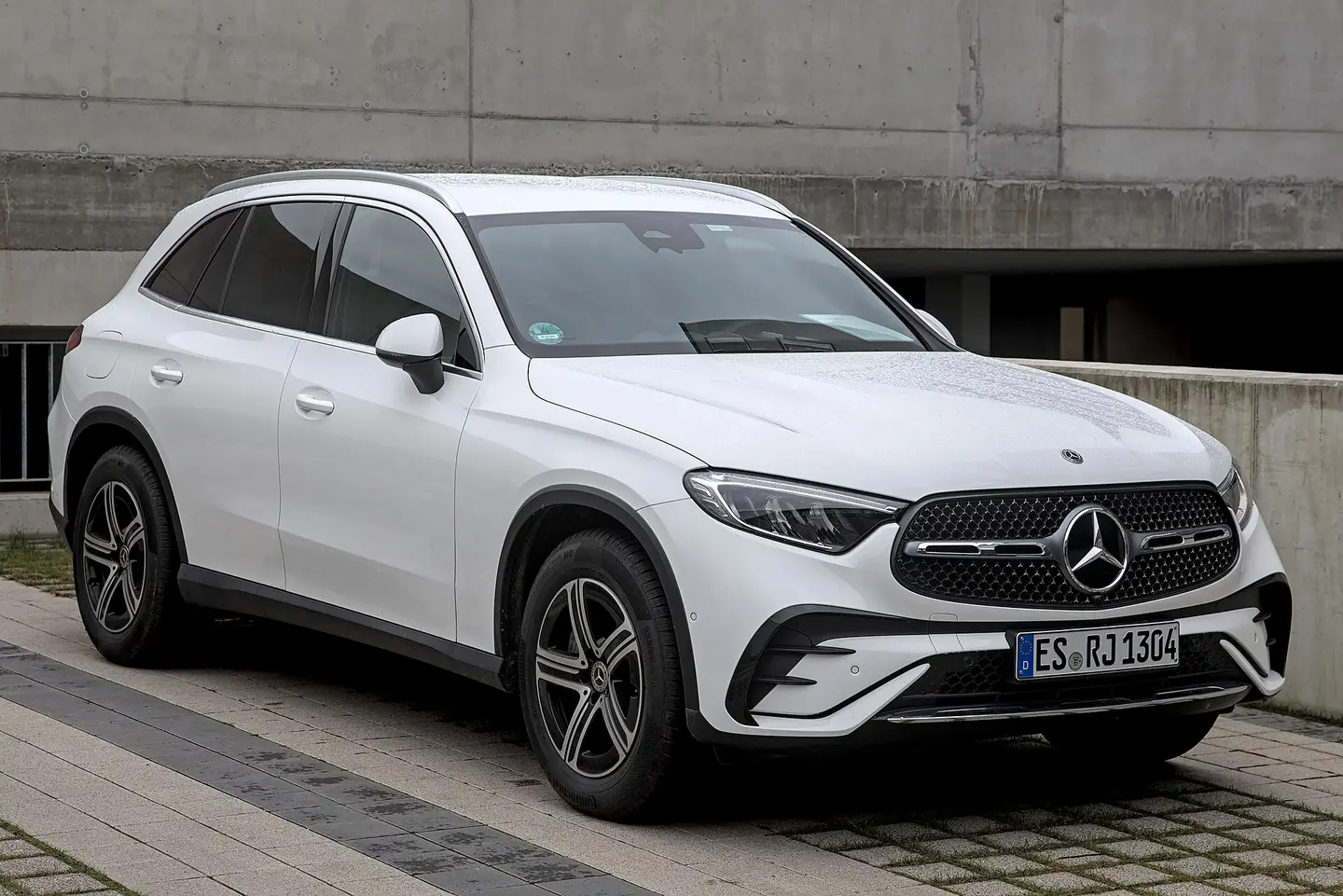 Mercedes-Benz GLC de la generación actual, blanco