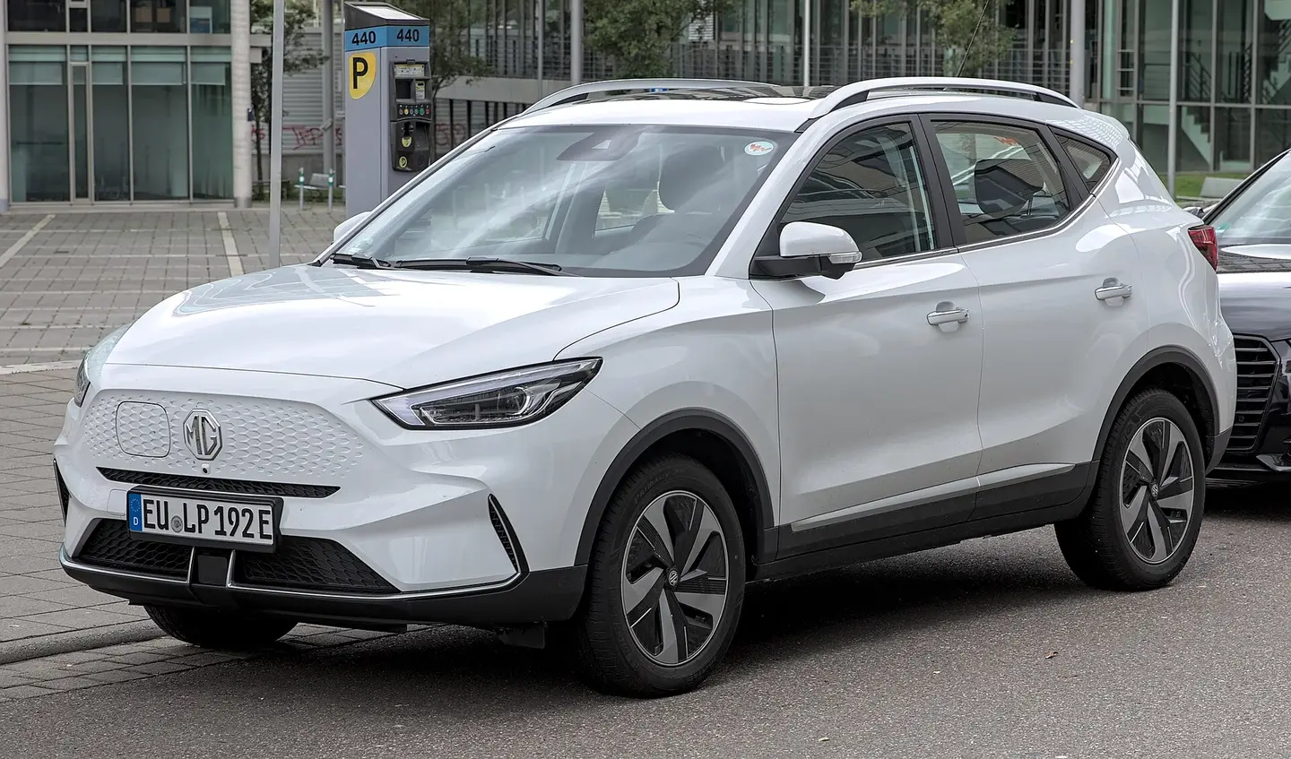 MG ZS EV Facelift SUV electrico