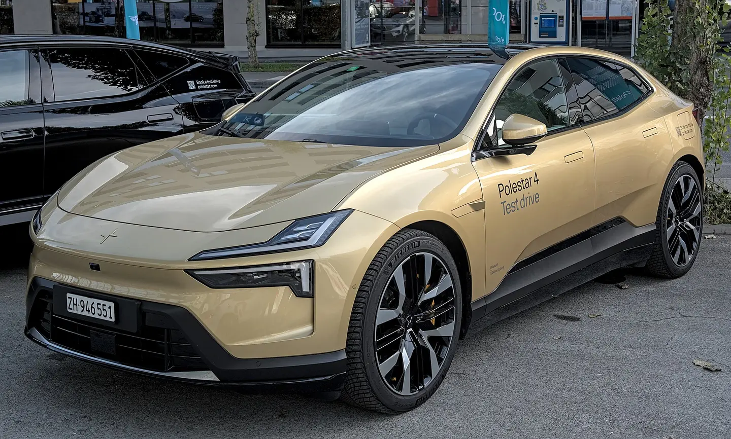 Polestar 4 SUV-coupe electrico